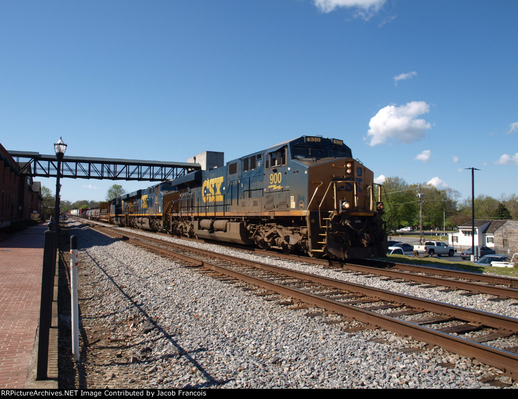 CSX 900